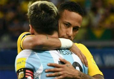 Messi và Neymar đều là ứng cử viên sáng giá cho danh hiệu.