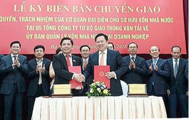 Lễ bàn giao giữa Bộ Giao thông và Siêu uỷ ban diễn ra vào chiều 12/11.