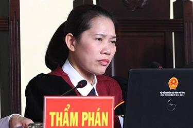 Thẩm phán Nguyễn Thị Thùy Hương