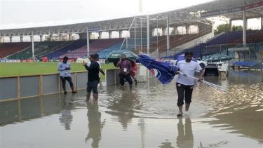 Cảnh ngập lụt sau mưa lớn tại Karachi, Pakistan ngày 27/9/2019.