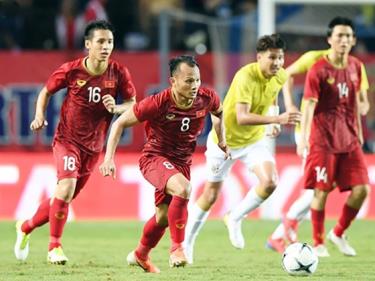 Hùng Dũng (18) và Trọng Hoàng (8) được chọn tham dự SEA Games 30.