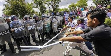 Bạo động ở Nicaragua.