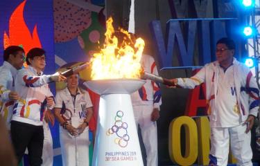 Lễ thắp và rước ngọn đuốc SEA Games 30, Philippines.