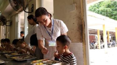 Những tấm gương được tuyên dương đều có nhiều đóng góp trong lĩnh vực vực bảo trợ xã hội, y tế, hoạt động vì cộng đồng...