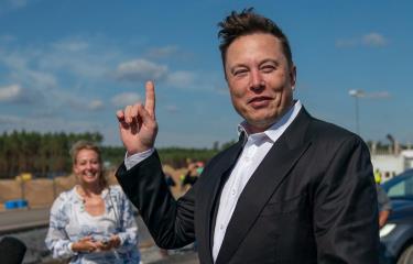 Tỷ phú Elon Musk