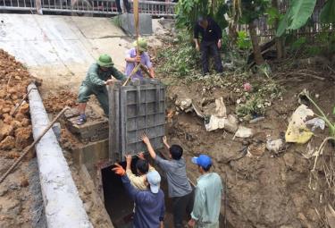 Thi công công trình lắp đặt 5 van 1 chiều chống ngập.