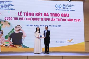 Em Đào Anh Thư đã đoạt giải Nhất quốc gia cuộc thi viết thứ UPU lần thứ 50.