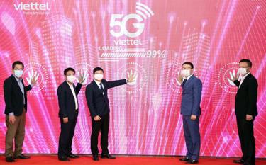 Nghi lễ khai trương mạng 5G Viettel tại Vĩnh Phúc ngày 25-11-2021.