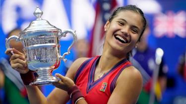 Nhà vô địch US Open 2021 Emma Raducanu được bình chọn là 