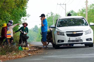 Sốt đất ở nhiều địa phương trong các năm qua khiến ai cũng trở thành môi giới. Ảnh: Quỳnh Danh.