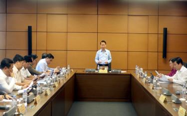 Bí thư Tỉnh ủy Yên Bái, Trưởng đoàn Đại biểu Quốc hội tỉnh Đỗ Đức Duy phát biểu tại phiên thảo luận ở tổ chiều 7/11.