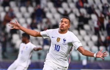 Mbappe là ngôi sao sáng giả đội tuyển Pháp.