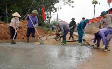 10 tháng đầu năm 2023, Yên Bình đã kiên cố hóa được 124,33 km đường giao thông nông thôn, bằng 155% kế hoạch.