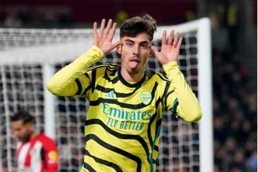 Havertz mừng bàn thắng.