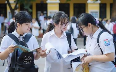 Việc ban hành quy chế thi tốt nghiệp trung dafabet com phổ thông trong tháng 11-2024 sẽ giúp dafabet com sinh, giáo viên định hình rõ nét, đầy đủ hơn trong khâu chuẩn bị.
