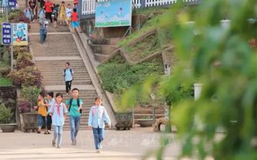 Lào Cai miễn học phí cấp mầm non, phổ thông m88 đăng nhập học 2024-2025 do thiên tai. Ảnh minh hoạ