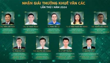 9 nhà khoa học đầu tiên nhận giải Khuê Văn Các.