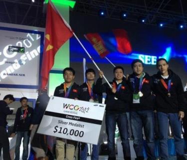 Đội tuyển eSports Việt Nam bộ môn Đột Kích đạt ngôi Á quân WCG 2012.