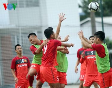 ĐT Việt Nam tăng thêm 14 bậc trên BXH FIFA.