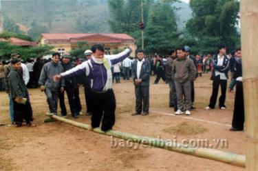 Năm nay là năm thứ 3, đồng bào Mông trên địa bàn tỉnh Yên Bái sẽ vui đón chung tết Nguyên đán.
