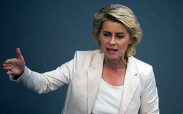 Bà Ursula von der Leyen.