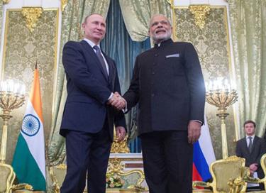 Tổng thống Nga Vladimir Putin và Thủ tướng Ấn Độ Narendra Modi.