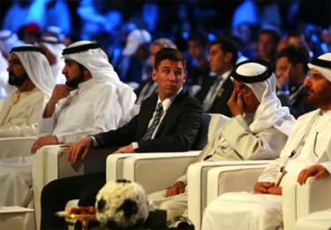 Messi tại lễ trao giải Globe Soccer Awards.