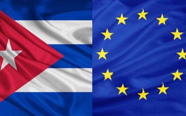 Cờ Cuba và EU.