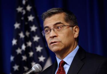 Tổng thống Mỹ đắc cử Joe Biden đã chọn Tổng Chưởng lý bang California Xavier Becerra làm Bộ trưởng Y tế và Dịch vụ Nhân sinh.