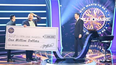 David Chang nhận giải thưởng 1 triệu USD trong gameshow Ai là triệu phú bản Mỹ