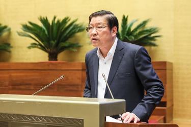 Ông Phan Đình Trạc, Trưởng ban Nội chính T.Ư truyền đạt chuyên đề về tiếp tục xây dựng và hoàn thiện Nhà nước pháp quyền xã hội chủ nghĩa Việt Nam trong giai đoạn mới (Nghị quyết 27)