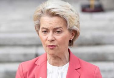 Chủ tịch Ủy ban Ursula von de Leyen