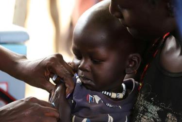 Trẻ em Nam Sudan được tiêm vaccine ngừa sởi trong một chiến dịch tiêm chủng tại Juba, ngày 4/2/2020.