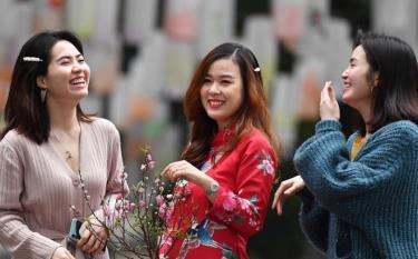 Trường đại học chi tiền tỷ lì xì cho sinh viên. (Ảnh minh hoạ)