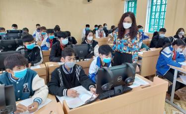 Năm 2022, toàn tỉnh có thêm 51 trường mầm non và phổ thông được công nhận đạt chuẩn quốc gia, bằng 110,9% kế hoạch, tăng 14,1% so với năm 2021. (Ảnh: Thành Trung)