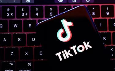 TikTok là ứng dụng chia sẻ video ngắn nổi tiếng của Trung Quốc. TikTok hiện chưa bình luận về động thái của Hạ viện Mỹ.