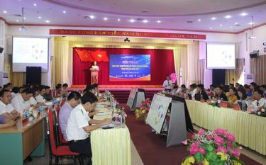 Sở Thông tin và Truyền thông đã tổ chức “Hội thảo thúc đẩy chuyển đổi số trong doanh nghiệp tỉnh Yên Bái năm 2022”.