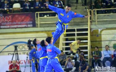 Các vận động viên tuyển Vovinam biểu diễn tại giải đấu