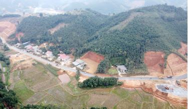 The project connects transportation in the northern mountainous provinces and links Nghia Lo to the Noi Bai - Lao Cai Expressway.