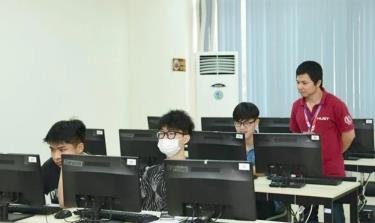 Đánh giá tư duy tại Đại học Bách khoa Hà Nội năm 2024.