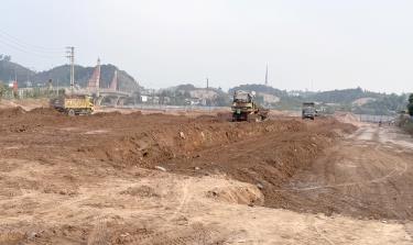 11 tháng, Yên Bái có 74 tổ chức được giao đất, cho thuê đất, chuyển mục đích sử dụng đất với diện tích 1.765.975,35 m2.