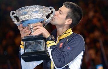 Nole lần thứ 3 liên tiếp đăng quang ở Australian Open