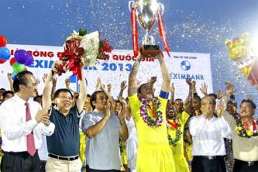 Hà Nội T&T đang là ứng cử viên hàng đầu cho chức vô địch V-League 2014
