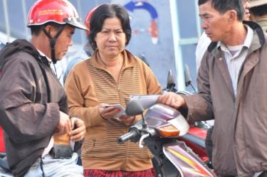 Phe vé làm điêu đứng người hâm mộ Việt Nam