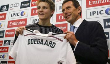 Real bị điều tra ngay sau khi hoàn tất thương vụ với thần đồng Nauy Martin Odegaard.