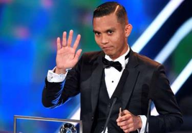 Mohd Faiz Subri đã được nhận phần thưởng ở quê nhà.