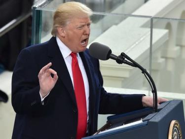 Tân Tổng thống Mỹ Donald Trump tuyên thệ nhậm chức.