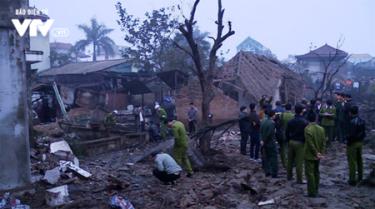 Khung cảnh hoang tàn sau vụ nổ kho phế liệu tại Bắc Ninh.
