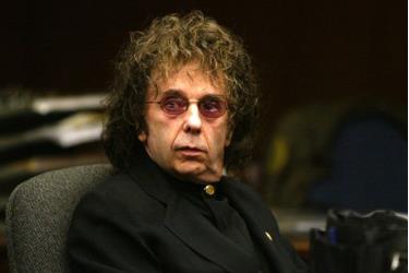 Nhà sản xuất âm nhạc Phil Spector tại phiên tòa năm 2004.