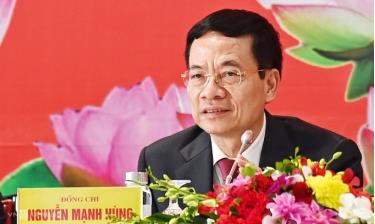 Bộ trưởng Thông tin dafabet Truyền thông Nguyễn Mạnh Hùng.